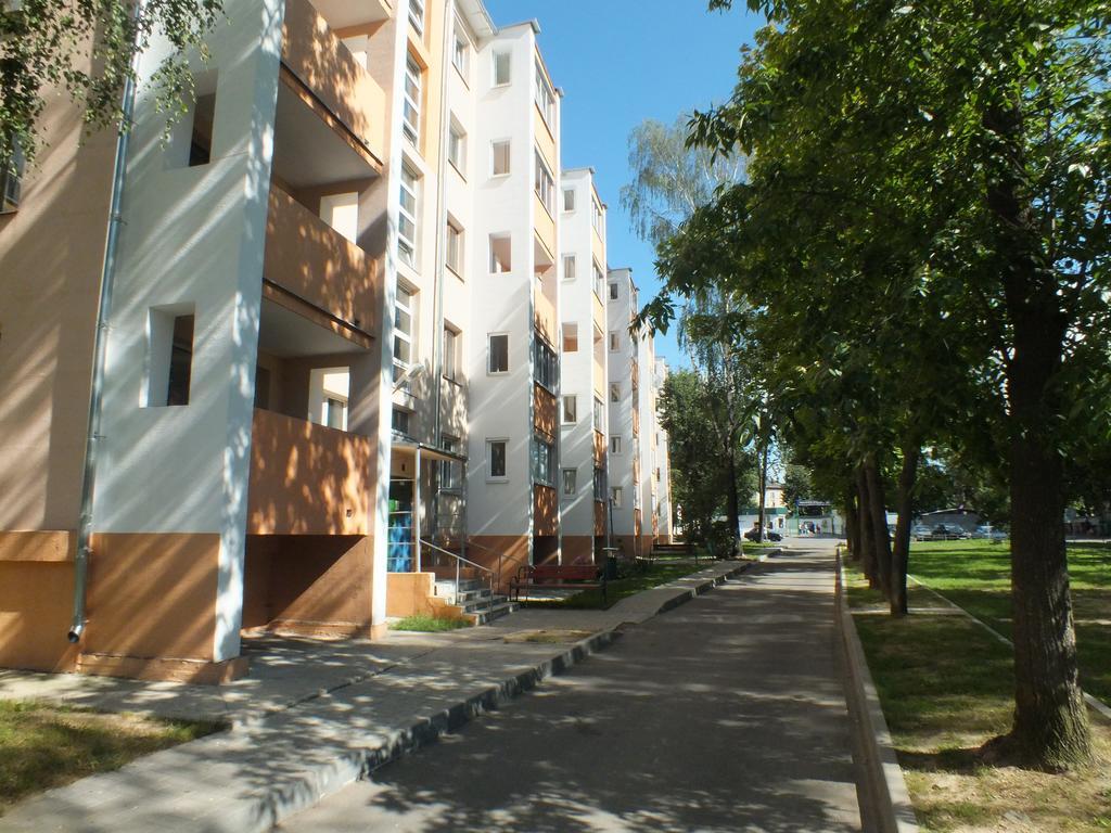 Apartment on Kosmonavtov Street 4 Mahiljow Buitenkant foto